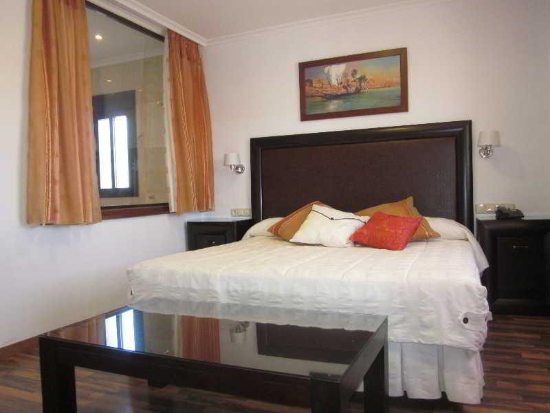 Hotel Mulhacen Guadix Luaran gambar